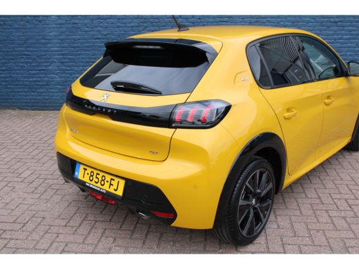Peugeot 208 5drs 1.2 PureTech GT | Navigatie | Camera | Black pack | Apple carplay | ActivLease financial lease