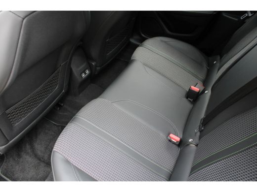 Peugeot 208 5drs 1.2 PureTech GT | Navigatie | Camera | Black pack | Apple carplay | ActivLease financial lease