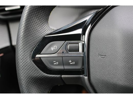Peugeot 208 5drs 1.2 PureTech GT | Navigatie | Camera | Black pack | Apple carplay | ActivLease financial lease