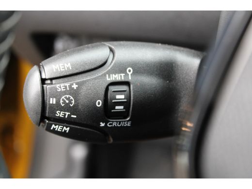 Peugeot 208 5drs 1.2 PureTech Style | Navigatie | Camera | Parkeersensoren | Lichtmetaal | ActivLease financial lease