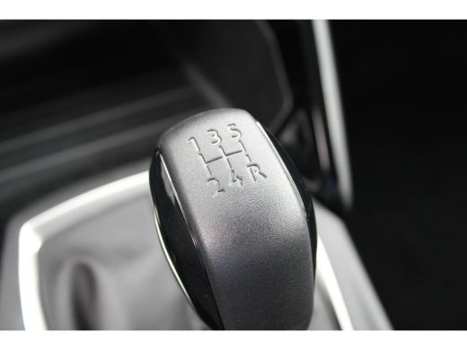 Peugeot 208 5drs 1.2 PureTech Style | Navigatie | Camera | Parkeersensoren | Lichtmetaal | ActivLease financial lease