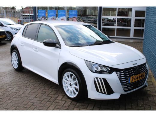 Peugeot 208 Peugeot 5drs Allure PureTech 100pk | Navi by app | Camera | Stoelverwarming | Keyless | Adaptief  | ActivLease financial lease
