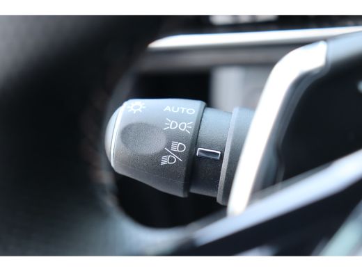 Peugeot 3008 1.2 PURETECH 130PK GT PACK AUTOMAAT / NAVI / LEDER / CLIMA / PDC / 19" LMV / CAMERA / BLACK PACK ... ActivLease financial lease