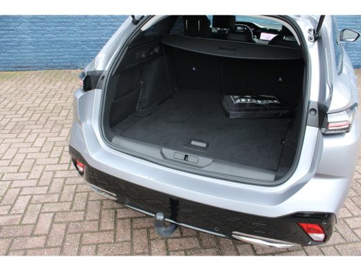 Peugeot 308 SW SW 1.2 PureTech 130pk EAT8 Allure Pack Business | Automaat | Navigatie | Camera | Trekhaak | 1... ActivLease financial lease