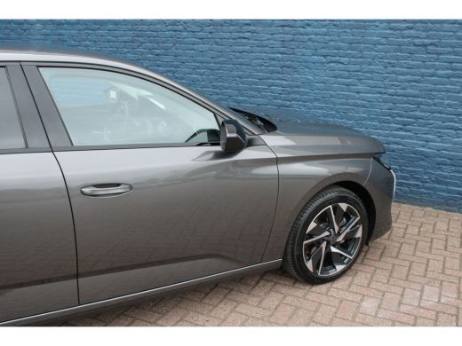 Peugeot 308 SW Peugeot 1.2 PureTech 130pk EAT8 Allure Pack Business | Automaat | Navigatie | Camera | Trekhaa... ActivLease financial lease