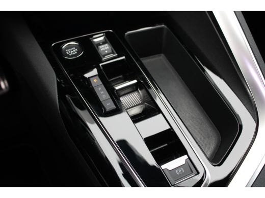Peugeot 5008 SUV 1.2 PureTech 130pk EAT8 GT 7p | Automaat | Navigatie | Camera | Black Pack | Stoelverwarming | ActivLease financial lease