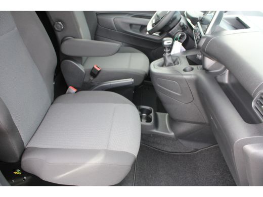 Peugeot Partner Peugeot 1.5 BlueHDi 100pk S&S L1 | Navi by app | Airconditioning | Cruise control | Mistlampen | ActivLease financial lease