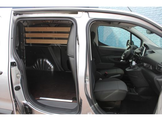Peugeot Partner Peugeot 1.5 BlueHDi 100pk S&S L1 | Navi by app | Airconditioning | Cruise control | Mistlampen | ActivLease financial lease