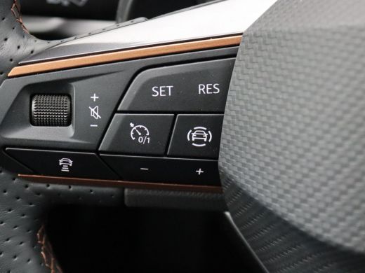 Seat Formentor 1.4 e-Hybrid Adrenaline 204PK DSG Adaptieve Cruise Controle, Achteruitrijcamera, Stoel-Stuurverwa... ActivLease financial lease