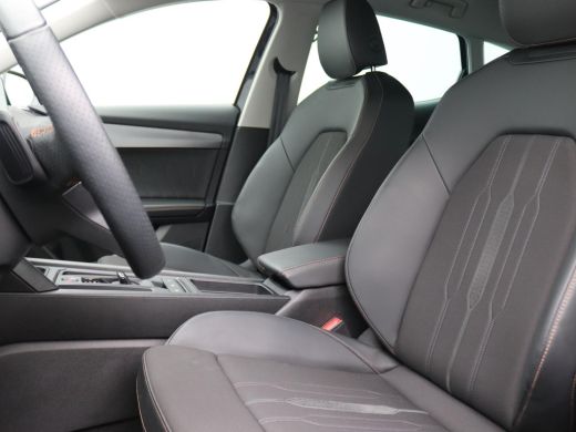 Seat Formentor 1.4 e-Hybrid Adrenaline 204PK DSG Adaptieve Cruise Controle, Achteruitrijcamera, Stoel-Stuurverwa... ActivLease financial lease