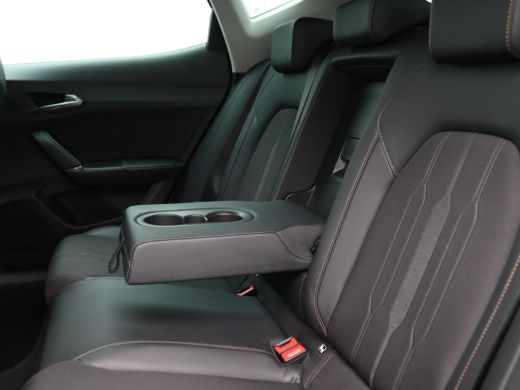Seat Formentor 1.4 e-Hybrid Adrenaline 204PK DSG Adaptieve Cruise Controle, Achteruitrijcamera, Stoel-Stuurverwa... ActivLease financial lease