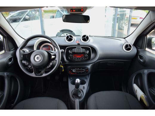 Smart Forfour 1.0 Business Solution | Climate | Cruise | LM Velgen | Bluetooth ActivLease financial lease