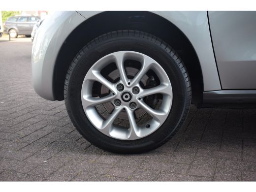 Smart Forfour 1.0 Business Solution | Climate | Cruise | LM Velgen | Bluetooth ActivLease financial lease