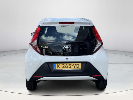 Toyota Aygo 1.0 VVT-i x All-in prijs | Stuurbekrachtiging ActivLease financial lease