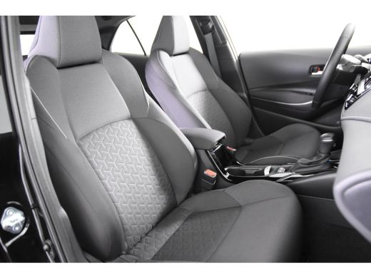 Toyota Corolla 1.8 Hybrid Dynamic *1ste Eigenaar*Navigatie*Camera*Keyless* ActivLease financial lease