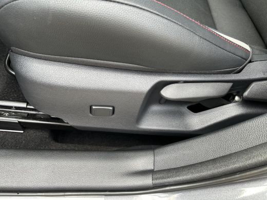 Toyota Corolla Touring Sports 140 Hybrid GR-Sport ActivLease financial lease