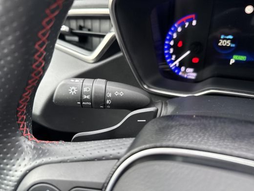 Toyota Corolla Touring Sports 2.0 Hybrid GR-Sport Plus Pano **HEAD-UP DISPLAY/ STOELVERWARMING/ 36 MAANDEN GARANTIE** ActivLease financial lease