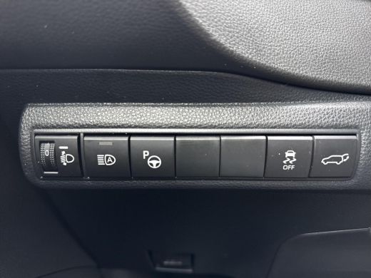 Toyota Corolla Touring Sports 2.0 Hybrid GR-Sport Plus Pano **HEAD-UP DISPLAY/ STOELVERWARMING/ 36 MAANDEN GARANTIE** ActivLease financial lease