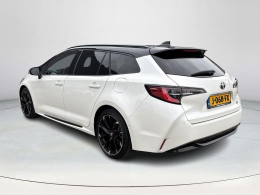 Toyota Corolla Touring Sports 2.0 Hybrid GR-Sport Plus Pano **HEAD-UP DISPLAY/ STOELVERWARMING/ 36 MAANDEN GARANTIE** ActivLease financial lease
