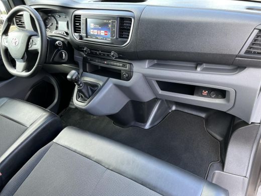 Toyota ProAce Worker 2.0 D-4D Navigator | Trekhaak | Navigatie | Airco | Bluetooth | ActivLease financial lease