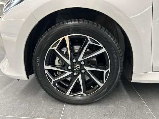 Toyota Yaris 1.5 Hybrid Dynamic ActivLease financial lease