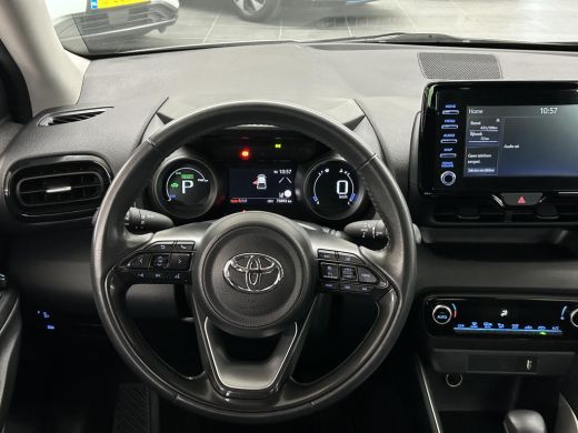 Toyota Yaris 1.5 Hybrid Dynamic ActivLease financial lease