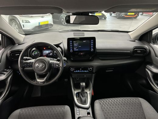 Toyota Yaris 1.5 Hybrid Dynamic ActivLease financial lease