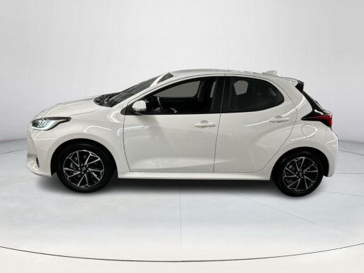 Toyota Yaris 1.5 Hybrid Dynamic ActivLease financial lease
