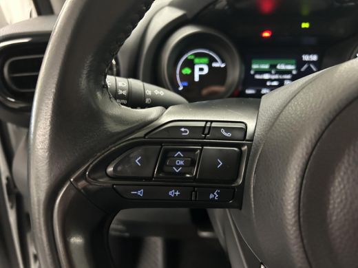 Toyota Yaris 1.5 Hybrid Dynamic ActivLease financial lease