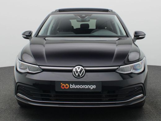 Volkswagen Golf 1.4 eHybrid Style 204 PK DSG Matrix LED, Panoramdak, Achteruitrijcamera, 18" Bergamo, Side Assist... ActivLease financial lease