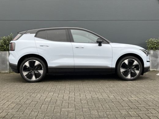 Volvo  EX30 Twin Motor Performance Ultra 69 kWh | 22 kW lader | Achteruitrijcamera | Audio installatie premium ActivLease financial lease