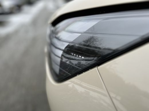 Volvo  EX90 Twin Motor Performance Ultra 7p. 111 kWh | 22" Vossen HF-5 velgen | Actieve luchtvering met Four-... ActivLease financial lease