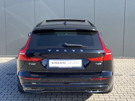 Volvo  V60 Volvo T8 Plug-in hybrid AWD Ultra Dark | Bowers&Wilkins | Trekhaak | 19 Inch | 360 Camera | Gelaa... ActivLease financial lease