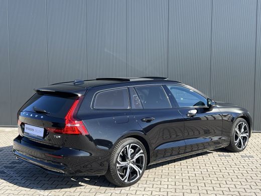 Volvo  V60 Volvo T8 Plug-in hybrid AWD Ultra Dark | Bowers&Wilkins | Trekhaak | 19 Inch | 360 Camera | Gelaa... ActivLease financial lease