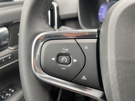 Volvo  XC40 Recharge Twin Ultimate 82 kWh | Pixel LED | 20" | Panoramadak | 360 camera | ActivLease financial lease