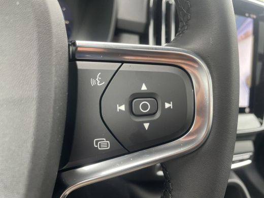 Volvo  XC40 Recharge Twin Ultimate 82 kWh | Pixel LED | 20" | Panoramadak | 360 camera | ActivLease financial lease