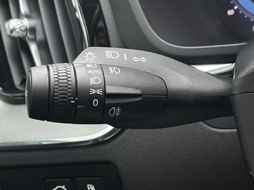Volvo  XC60 Volvo 2.0 T6 Plug-in hybrid AWD Plus Bright | Achterbank verwarmd | Apple carplay | Cruise contro... ActivLease financial lease