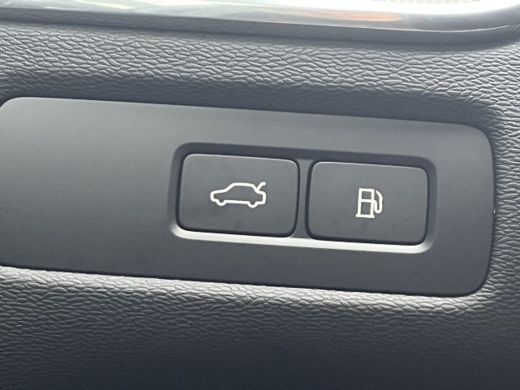 Volvo  XC60 Volvo 2.0 T6 Plug-in hybrid AWD Plus Bright | Achterbank verwarmd | Apple carplay | Cruise contro... ActivLease financial lease