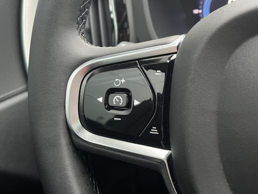 Volvo  XC60 Volvo 2.0 T6 Plug-in hybrid AWD Plus Bright | Achterbank verwarmd | Apple carplay | Cruise contro... ActivLease financial lease