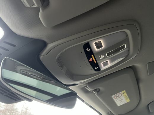 Volvo  XC60 Volvo 2.0 T6 Plug-in hybrid AWD Plus Bright | Achterbank verwarmd | Apple carplay | Cruise contro... ActivLease financial lease