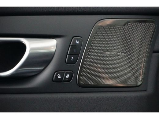 Volvo  XC60 Volvo 2.0 Recharge T6 AWD Ultimate Bright | Luchtvering | Harman/Kardon | 360 camera | BLIS | Tre... ActivLease financial lease