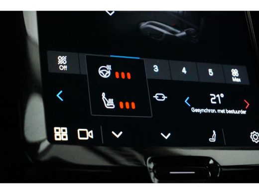 Volvo  XC60 2.0 Recharge T6 AWD Ultimate Bright | Luchtvering | HU-Display | Harman/Kardon | Gelamineerd Glas | ActivLease financial lease