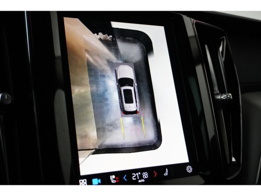 Volvo  XC60 2.0 Recharge T6 AWD Ultimate Bright | Luchtvering | HU-Display | Harman/Kardon | Gelamineerd Glas | ActivLease financial lease