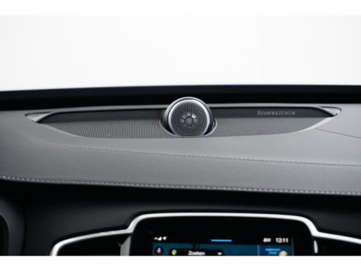 Volvo  XC90 Volvo 2.0 T8 Plug-in hybrid AWD Ultra Dark | Achterbank verwarmd | Audio installatie high end | E... ActivLease financial lease