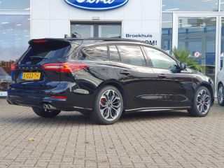 Ford Focus Wagon 1.0 EcoB Hybrid ST Line X 18 Inch LMV | Winterpack | Camera
