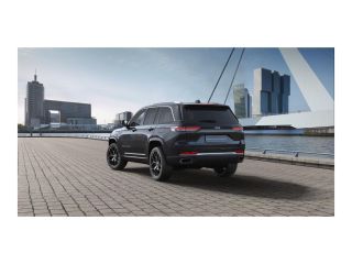 Jeep Grand Cherokee Jeep Summit Reserve Automaat