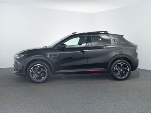 Alfa Romeo Junior Alfa Romeo Elettrica Speciale 54 kWh | Achteruitrijcamera | Apple Carplay/Android Auto|telefoonin... ActivLease financial lease