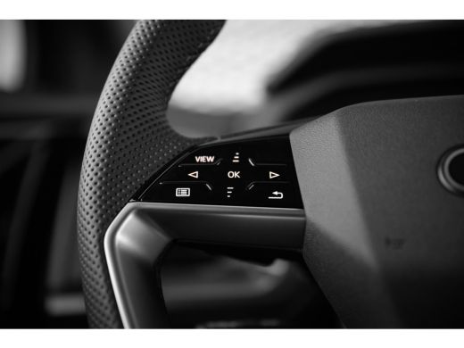 Audi Q4 e-tron 45 quattro S Edition 82 kWh | Sonos | Trekhaak | Adaptive cruise | Privacy glass | 21" ActivLease financial lease