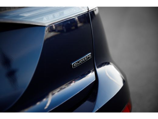 Audi Q4 e-tron 45 quattro S Edition 82 kWh | Sonos | Trekhaak | Adaptive cruise | Privacy glass | 21" ActivLease financial lease