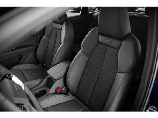 Audi Q4 e-tron 45 quattro S Edition 82 kWh | Sonos | Trekhaak | Adaptive cruise | Privacy glass | 21" ActivLease financial lease